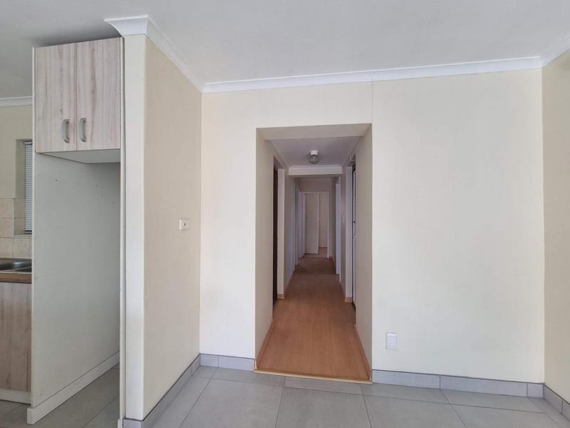To Let 3 Bedroom Property for Rent in Belhar Western Cape